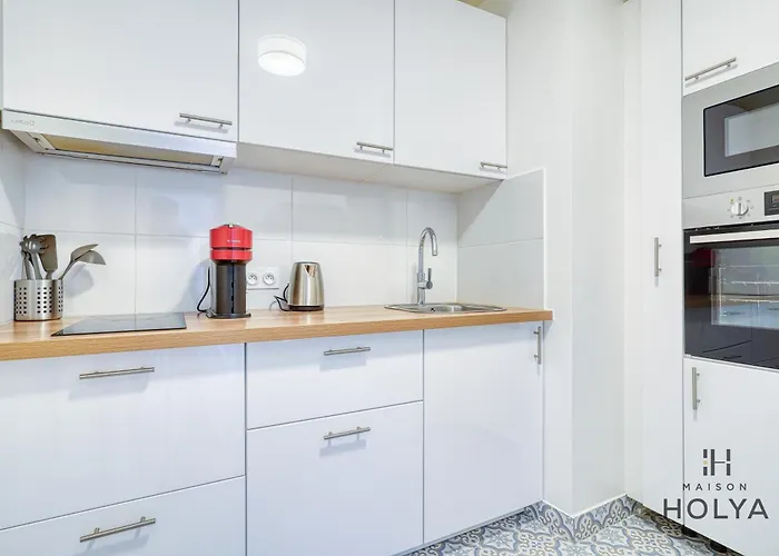 Le Tenebreux - Proche Chateau De Versailles - 342B *